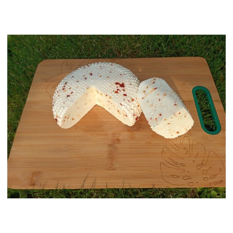 Ser podpuszczkowy z papryką chili (250 g) - Gospodarstwo Rolne Swędrowscy Ser podpuszczkowy z papryką chili (250 g) - Gospodarstwo Rolne Swędrowscy